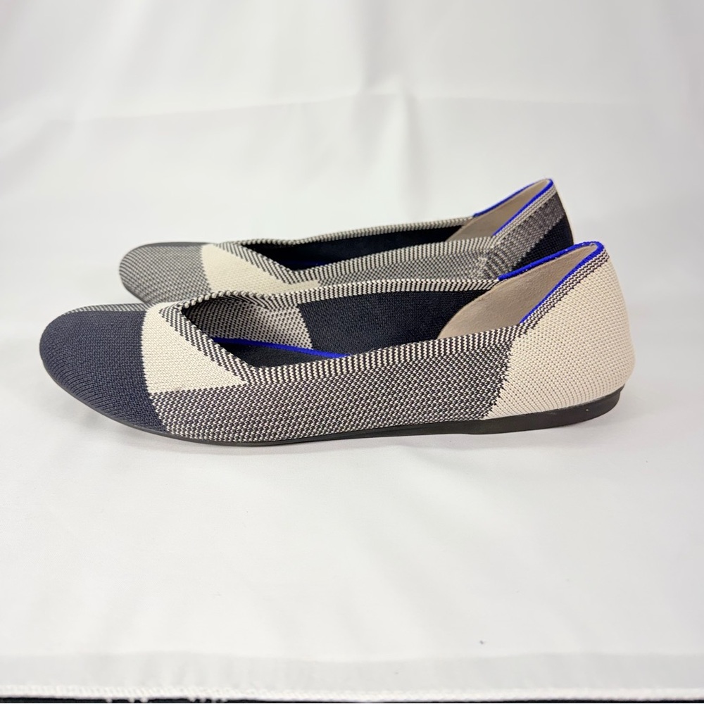 Rothy's Women's Black and Cream Flats